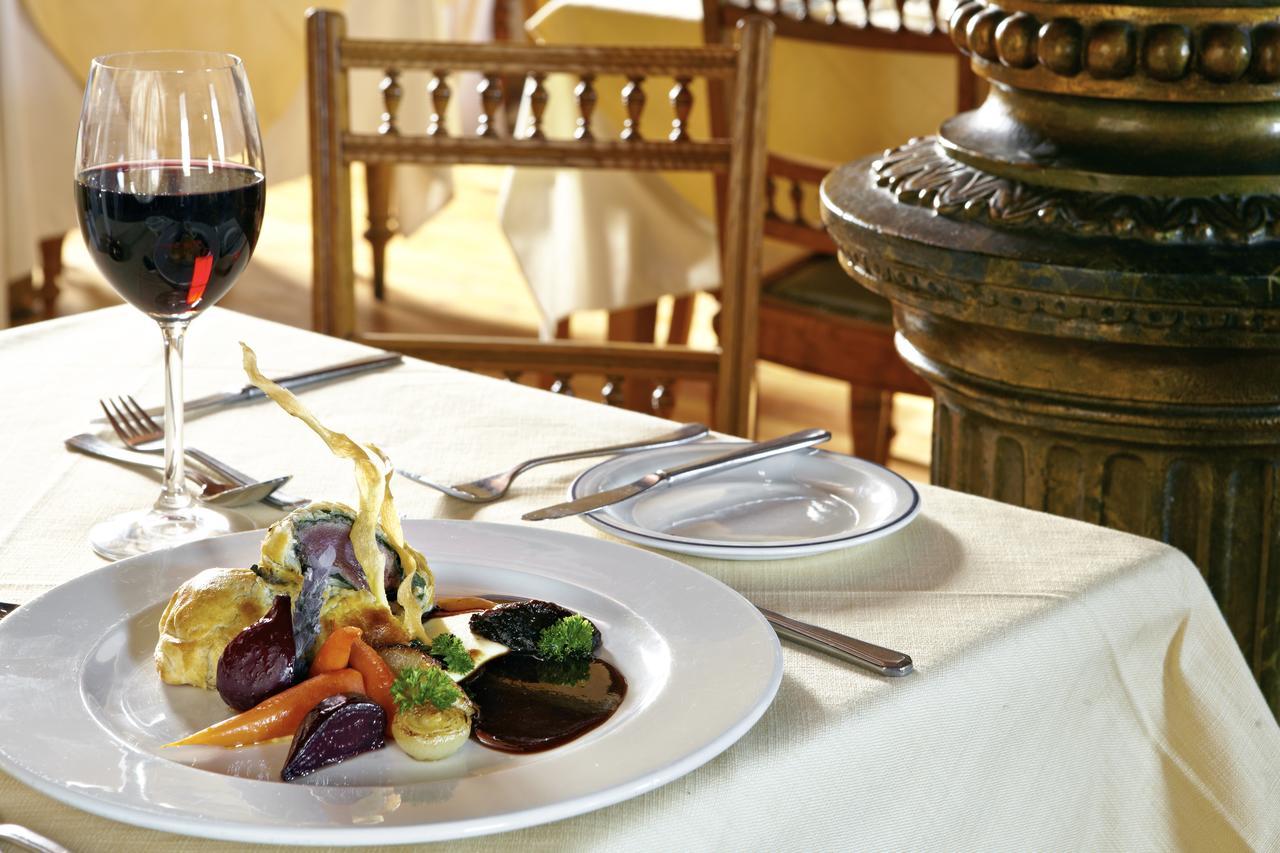 Lord Milner Hotel Matjiesfontein Bagian luar foto