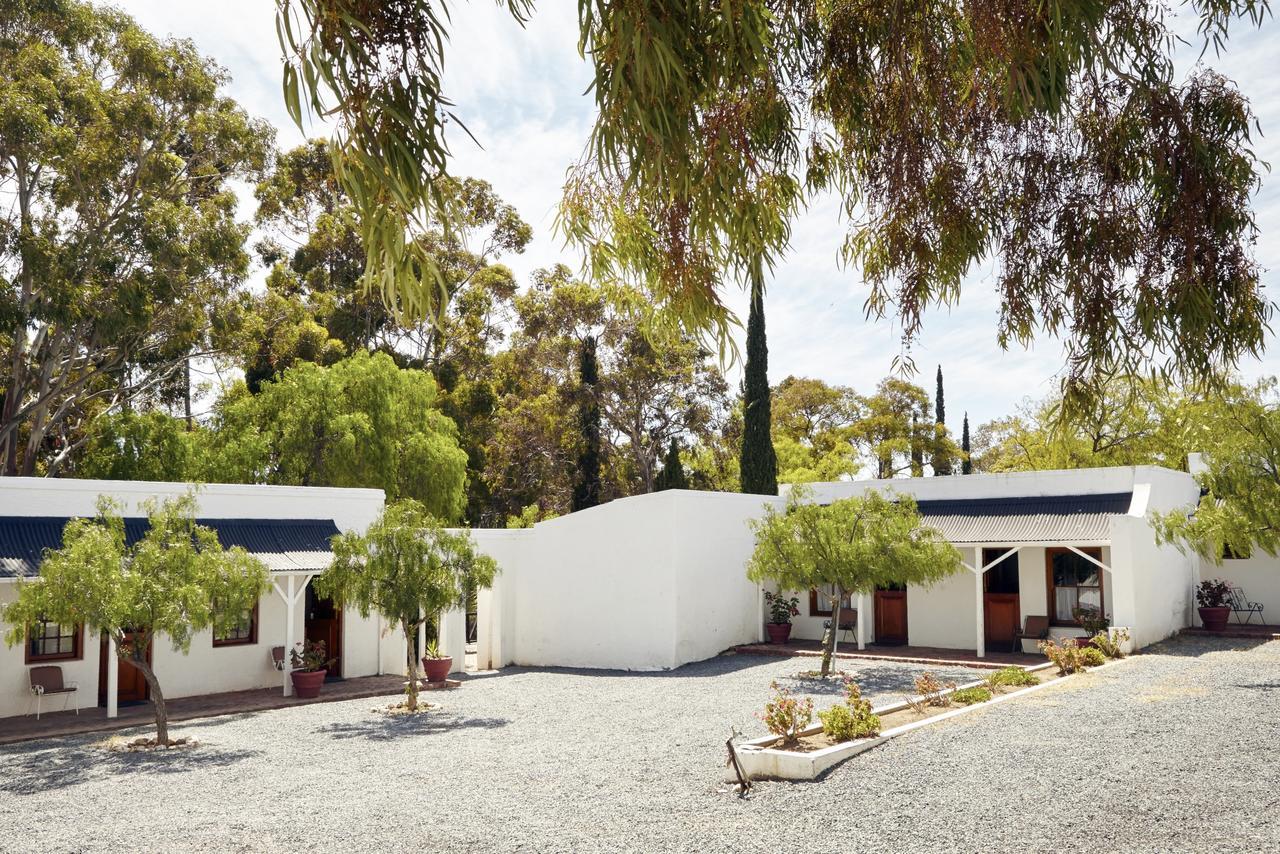 Lord Milner Hotel Matjiesfontein Bagian luar foto