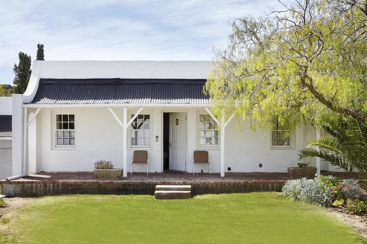 Lord Milner Hotel Matjiesfontein Bagian luar foto