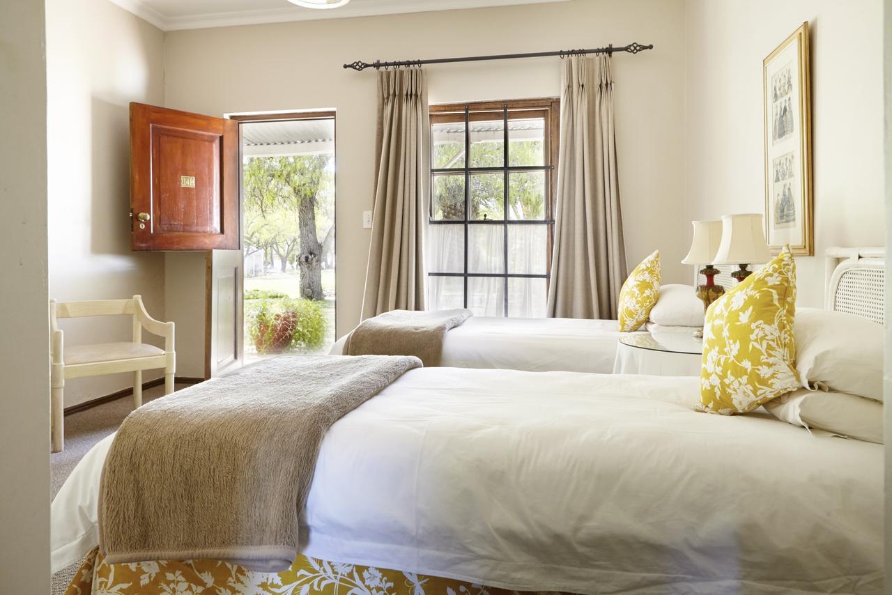 Lord Milner Hotel Matjiesfontein Bagian luar foto