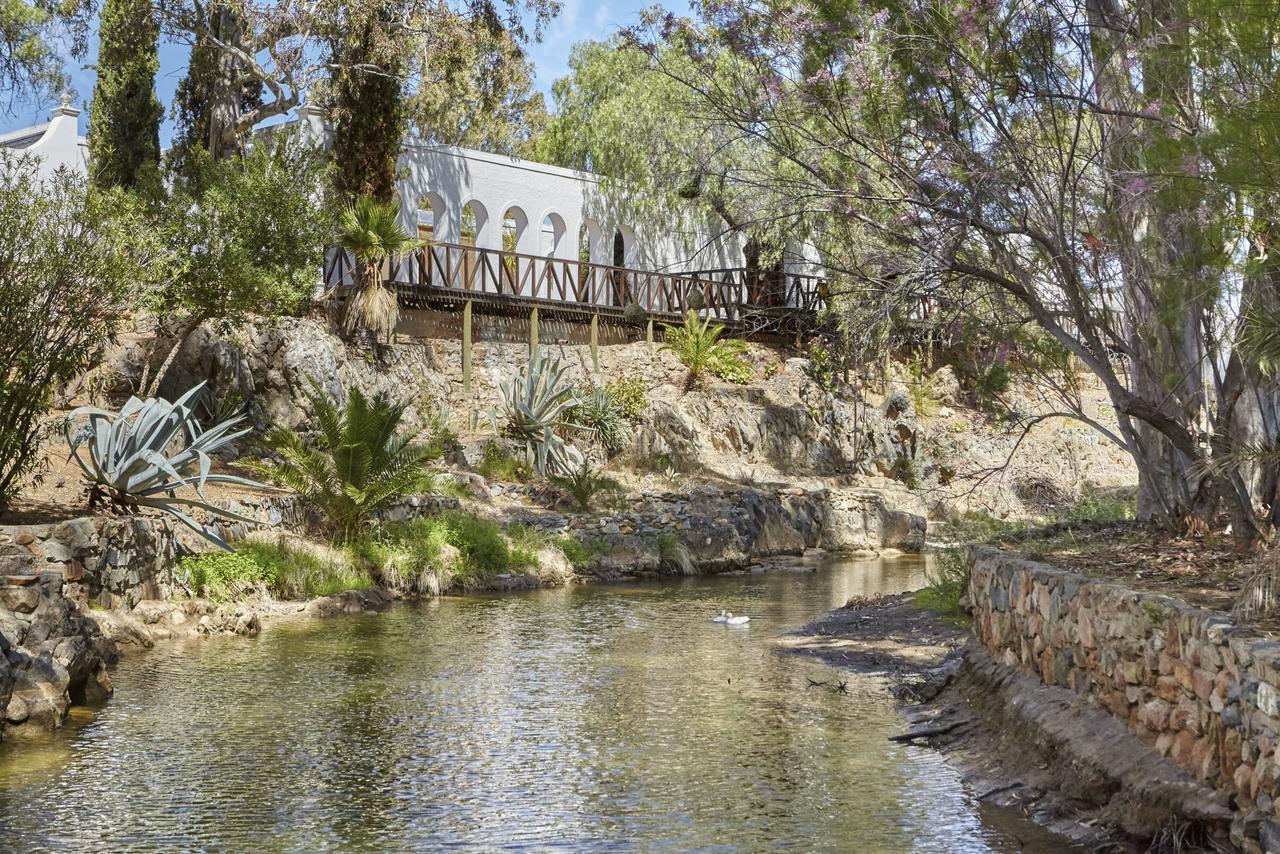 Lord Milner Hotel Matjiesfontein Bagian luar foto