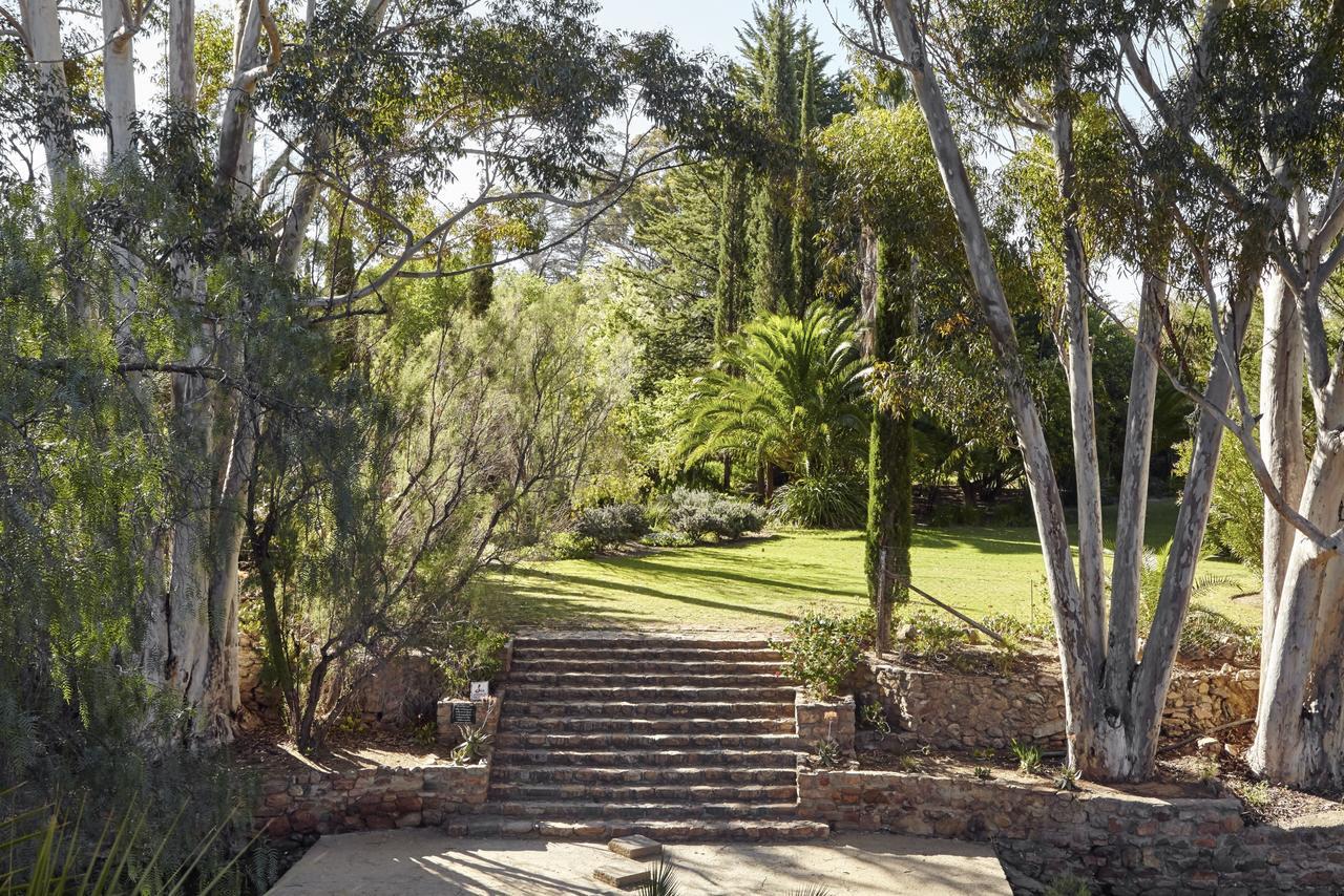 Lord Milner Hotel Matjiesfontein Bagian luar foto