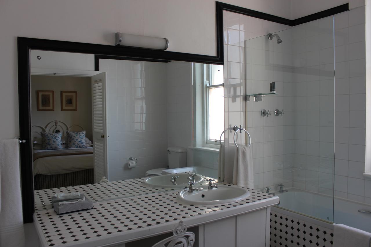 Lord Milner Hotel Matjiesfontein Bagian luar foto